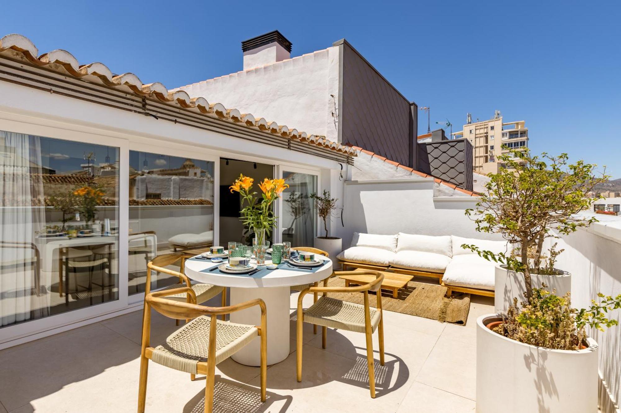 Atarazanas Suite, Atico Con Terraza Malaga Bagian luar foto